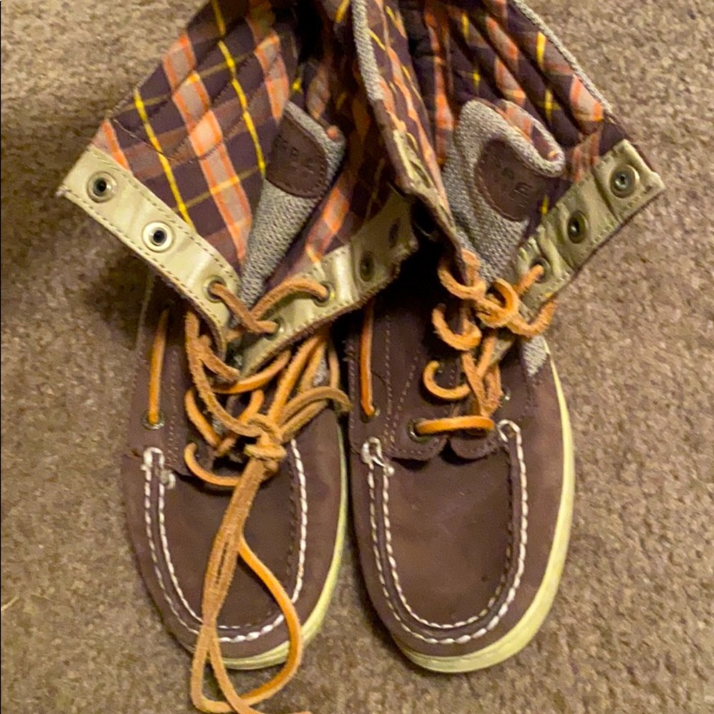 Sperry Plaid Boots - Women’s 6
